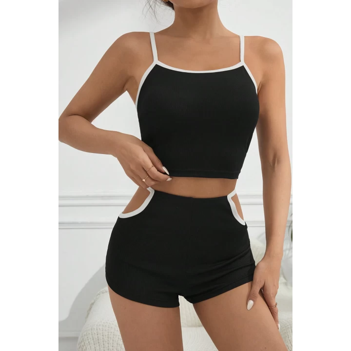 Kadın Siyah Beyaz Şortlu Cut-Out Detaylı Gecelik Takımı