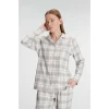 Kadın Kare Desenli Pamuklu Gömlek Pijama Takımı – Rahat, Şık Ve Zasız Ev Konforu