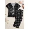 Kadın Siyah Beyaz Kalp Desenli Fiyonklu Kısa Kollu Pijama Takımı
