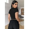 Kadın Siyah Göğüs Dekolteli Yarım Kollu Cut Out Crop Top Bluz