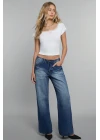 Kadın Beyaz Göğsü ve Kolları Dantelli Fiyonklu Kısa Kol Crop Top Bluz