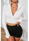 Kadın Beyaz Uzun Kol Fermuarlı Parmak Geçme Detaylı Dik Yaka Crop Top Bluz