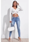 Kadın Beyaz Uzun Kollu Büzdürme Bağcık Detaylı Crop Top Bluz