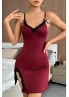 Kadın Bordo Bacak Yırtmaçlı Siyah Dantelli ve Fiyonklu Şık Gecelik