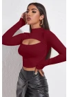 Kadın Bordo Göğüs Dekolteli Uzun Kollu Cut Out Crop Top Bluz
