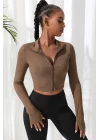 Kadın Kahverengi Uzun Kol Fermuarlı Parmak Geçme Detaylı Dik Yaka Crop Top Bluz