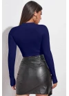 Kadın Lacivert Göğüs Dekolteli Uzun Kollu Cut Out Crop Top Bluz