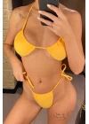 Kadın Sarı Yandan Bağlamalı Tangalı Üçgen Bikini Mayo Takımı