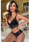 Kadın Siyah Dantel Bralet ve Slip Külotlu İç Çamaşır Takımı