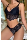 Kadın Siyah Dantel Bralet ve Slip Külotlu İç Çamaşır Takımı