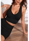 Kadın Siyah Derin Göğüs Dekolteli Şık Crop Top Bluz