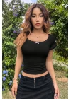 Kadın Siyah Göğsü ve Kolları Dantelli Fiyonklu Kısa Kol Crop Top Bluz