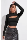 Kadın Siyah Göğüs Dekolteli Uzun Kollu Cut Out Crop Top Bluz