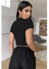 Kadın Siyah Göğüs Dekolteli Yarım Kollu Cut Out Crop Top Bluz