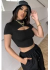 Kadın Siyah Göğüs Dekolteli Yarım Kollu Cut Out Crop Top Bluz