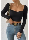 Kadın Siyah Uzun Kol Göğüs Dekolteli Şık Crop Top Bluz