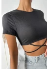 Kadın Siyah Yarım Kol Çapraz Bağlamalı Crop Top Bluz
