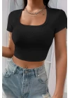 Kadın Siyah Yarım Kol Düz Yaka Crop Top Bluz