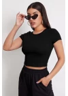 Kadın Siyah Yuvarlak Yaka Yarım Kol Crop Top Bluz