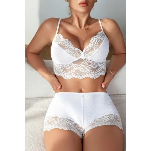 Kadın Beyaz Kaşkorse ve Dantel Detaylı Şortlu Gecelik Takım