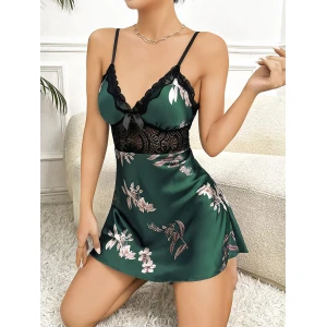 Özel Tasarım Çiçek Desenli İnce Askılı Dantel İşlemeli Yeşil Mini Saten Gecelik