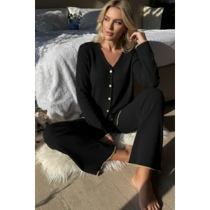 Premium Kadın Fitilli Pijama Takımı – Siyah Gold Biye Detaylı, Yumuşak Dokulu Ev Şıklığı