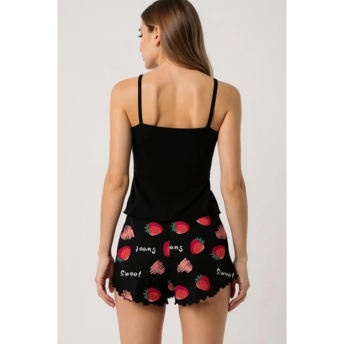 Çilek Baskılı Siyah Askılı Şortlu Pijama Takımı