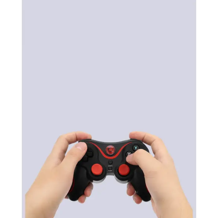 Ergonomik Tasarımlı Çok Yönlü Wireless Gamepad