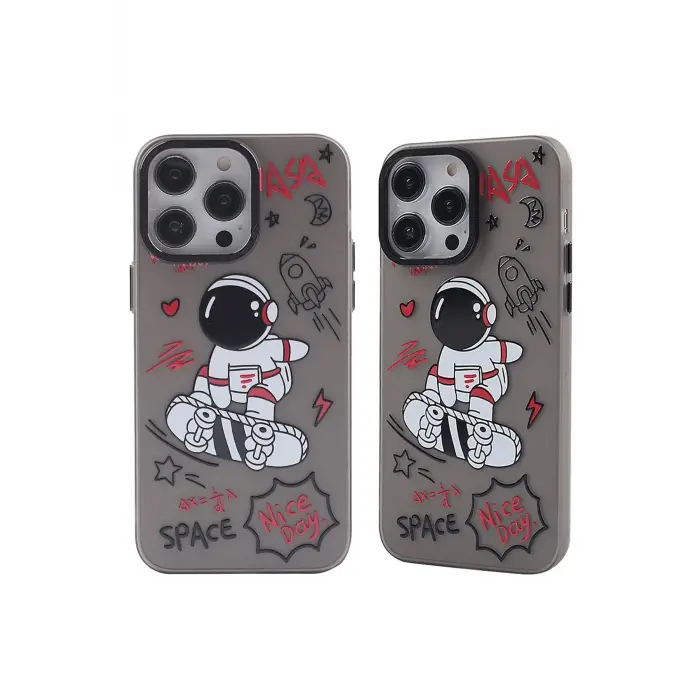 Newface iPhone 13 Pro Kılıf Prada Desenli Kapak - Prada Siyah - 1