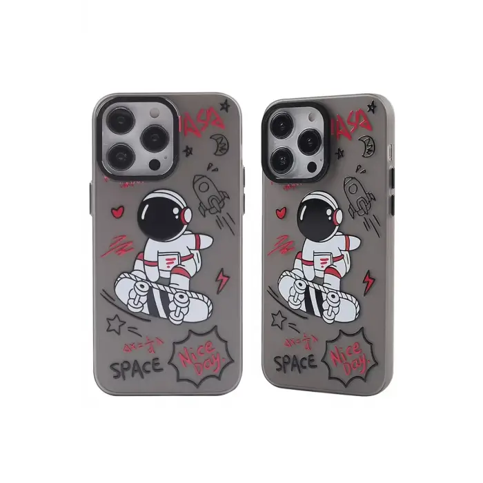 Newface Apple iPhone 14 Pro Max Kılıf Prada Desenli Kapak - Prada Siyah - 1