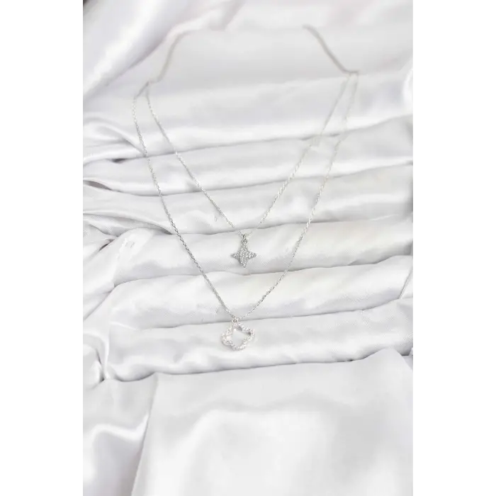 Pirinç Gümüş Renk Yonca Model 2'li Kadın Kolye