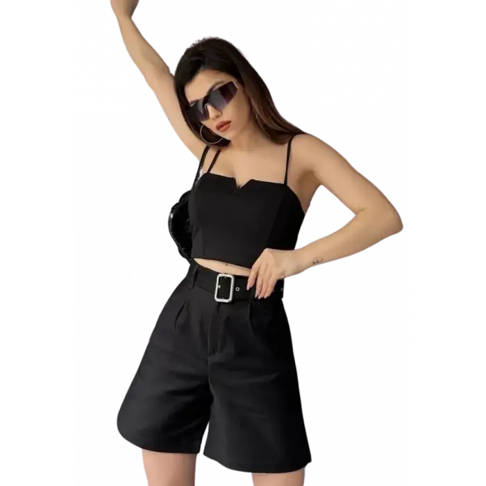 Rahat Kesim Kemerli  Şort -SİYAH