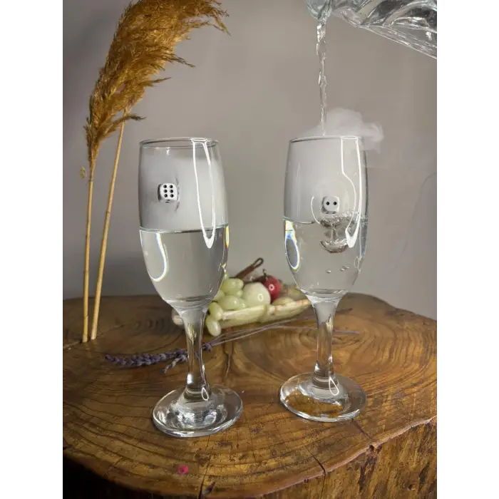 ŞAMPANYA KADEHİ ZAR FİGÜRLÜ 2Lİ