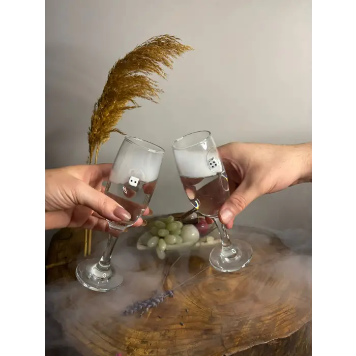 ŞAMPANYA KADEHİ ZAR FİGÜRLÜ 2Lİ