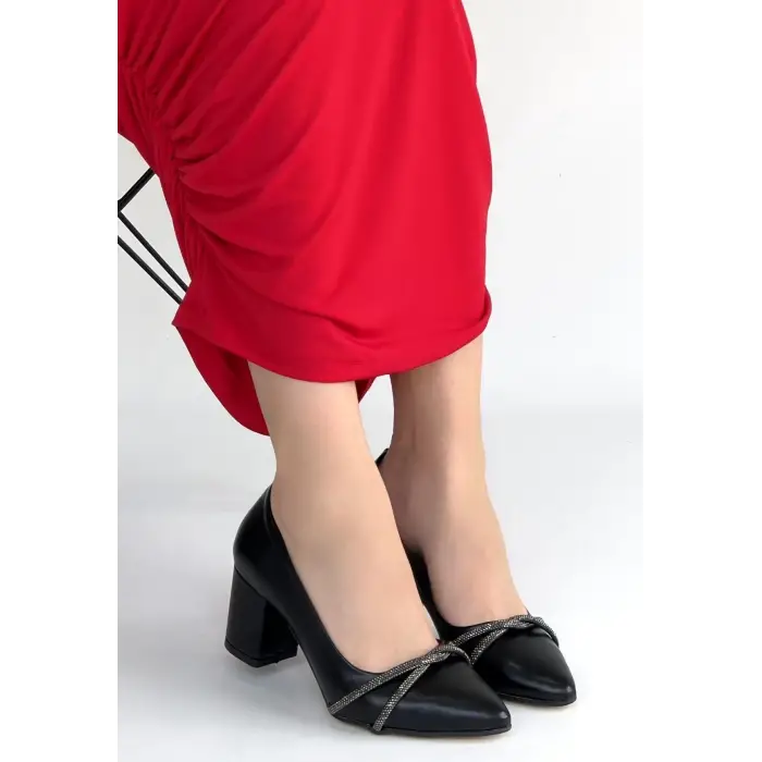 Zenta Siyah Cilt Topuklu Ayakkabı