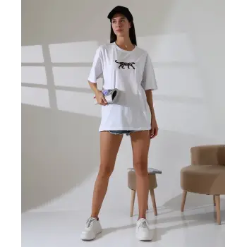 Kaplan nakış işlemeli Oversize tişört