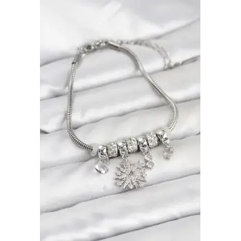 Kutup Yıldızı Model Charmlı Gümüş Renk Kadın Bileklik