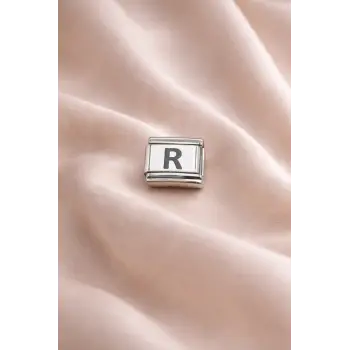 Nomination Uyumlu “R” Harf Charm – Çelik Bileklik Modülü, Kişiye Özel Harf Aksesuarı