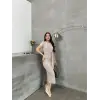 Kuşaklı mdl esnek kumaşlı elbise bej pt