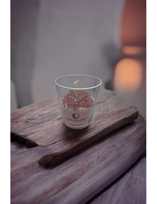 lila bardakta soya mum gül esanslı