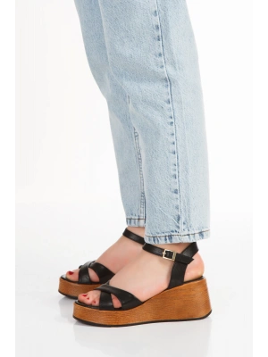 Kadın Boyama Tabanlı Hafif Sandalet Siyah