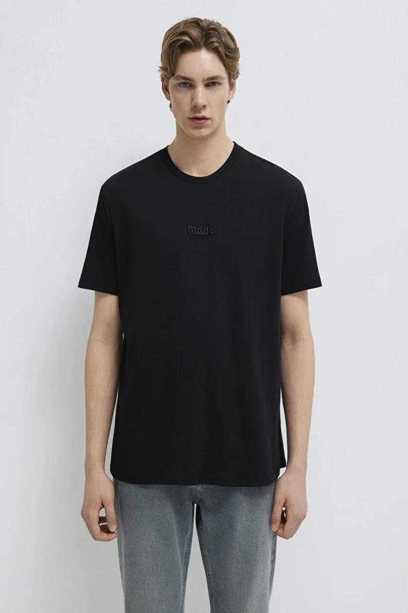 Mavi 0610100 0 Yaka Erkek Tshirt - Siyah