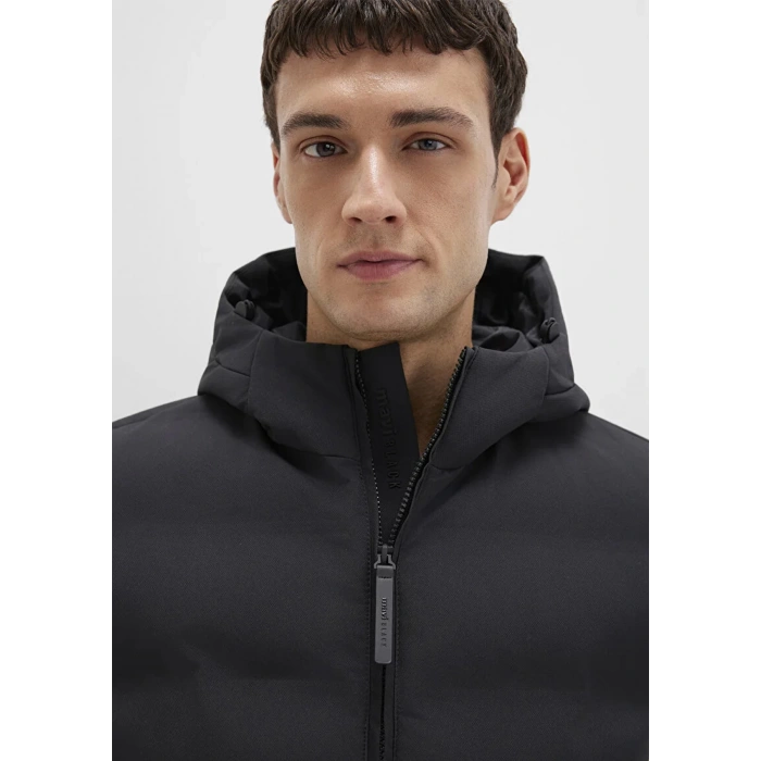 Mavi 0110619 Kapusonlu Kolsuz Erkek Yelek - Siyah