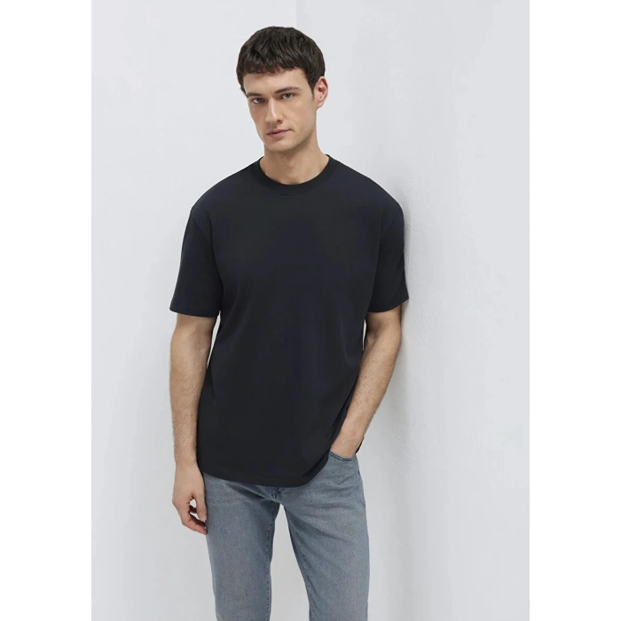 Mavi 0611596 0 Yaka Erkek Tshirt - Siyah