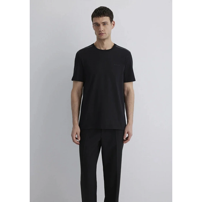 Mavi 0612689 0 Yaka Erkek Tshirt - Siyah