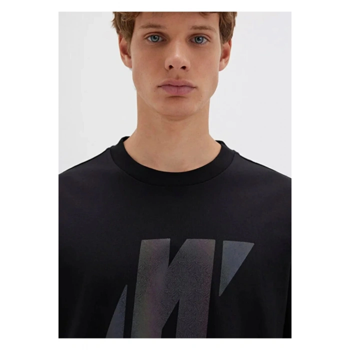 Mavi 0613087 0 Yaka Erkek Tshirt - Siyah