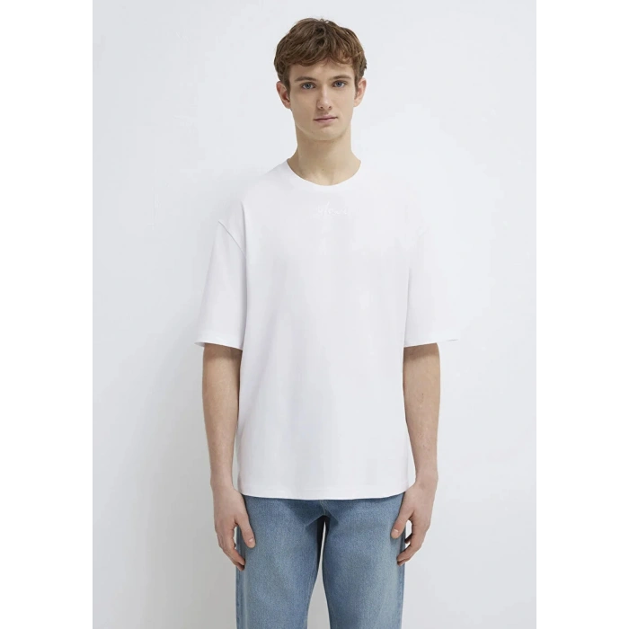 Mavi 0613130 0 Yaka Erkek Tshirt - Beyaz