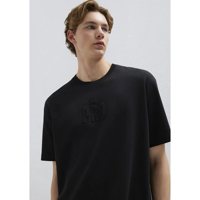 Mavi 0613434 0 Yaka Erkek Tshirt - Siyah