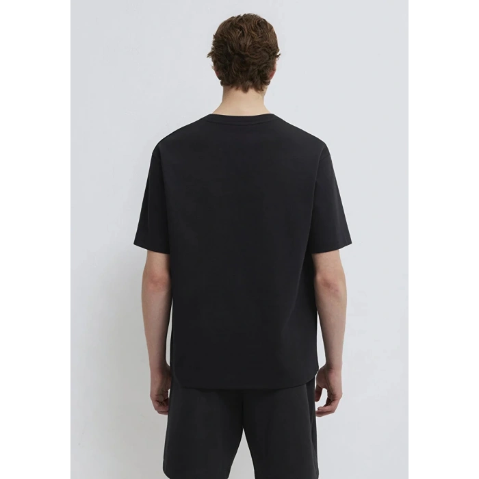 Mavi 0613439 0 Yaka Erkek Tshirt - Siyah