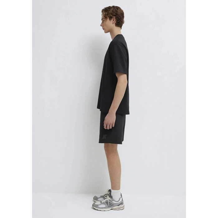 Mavi 0613439 0 Yaka Erkek Tshirt - Siyah